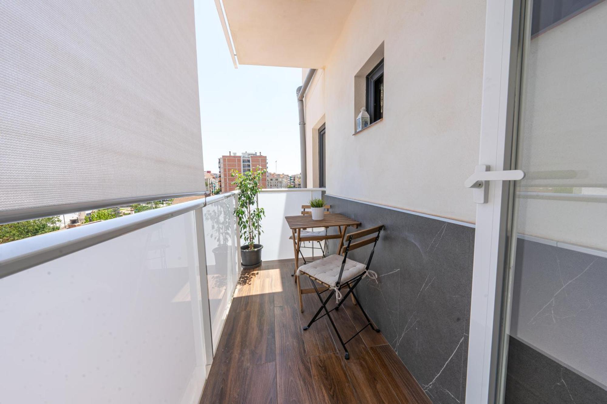 Apartamentosdnord Реус Экстерьер фото